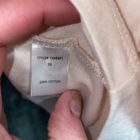 Plus Size Joshua TreeGraphic Tee Size 3X - Picture 4 of 6